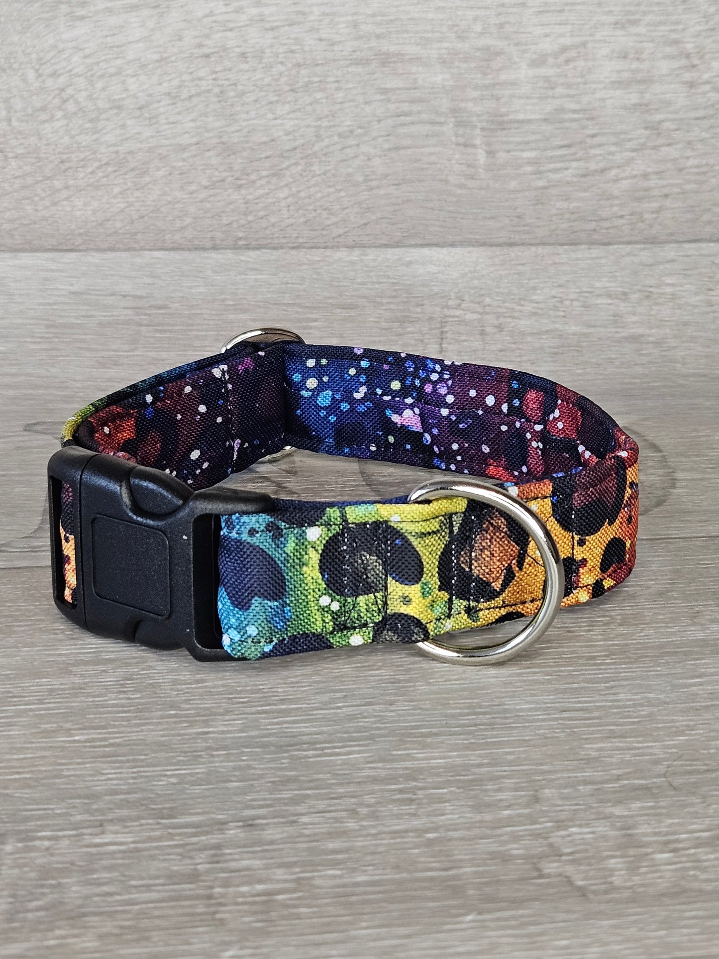 Halsband RainbowHolo Halsumfang 27-43 cm, mehrfarbig, waschbar, verstellbar, handmade - bacai-design.de