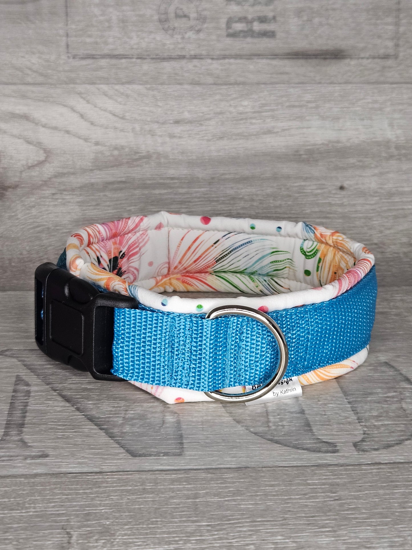 Hundehalsband Soft Color Feather Halsumfang 39-42 cm, weiß-blau Feder - bacai-design.de