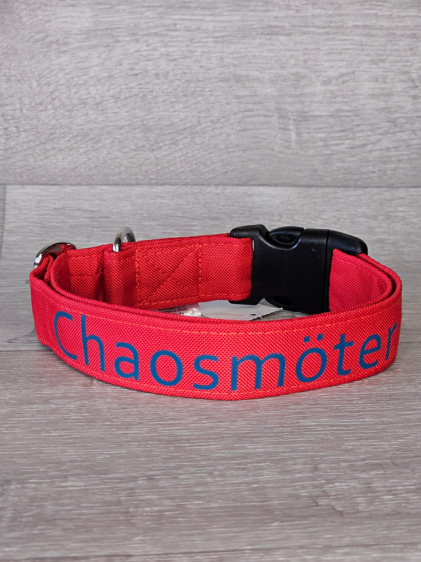 Halsband Chaosmöter Halsumfang 38-61 cm , rot mit Chaosmöter Aufschrift, waschbar, verstellbar, handmade- bacai-design.de