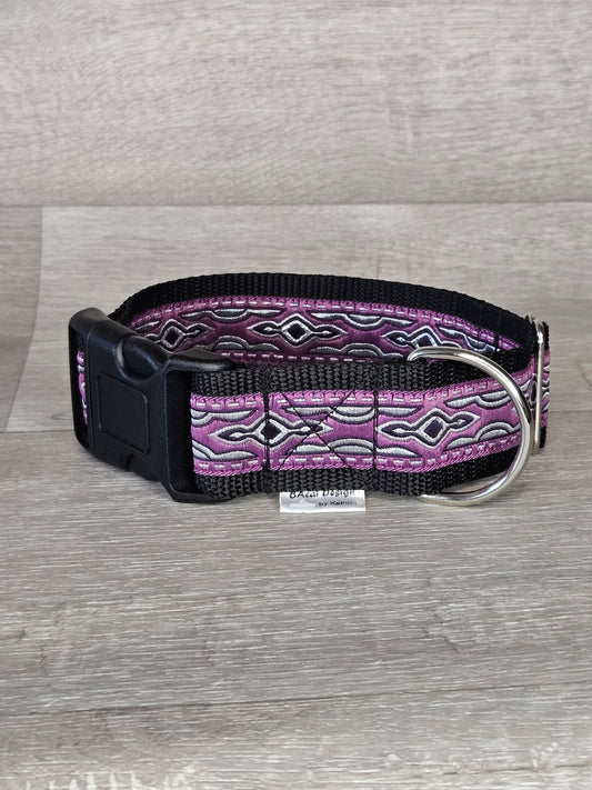 Halsband Lila Laune Halsumfang 39-63 , Farbe schwarz, lila, silber, verstellbar, waschbar, handgemacht- bacai-design.de